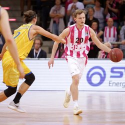 David Falkenstein / Telekom Baskets Bonn vs. L