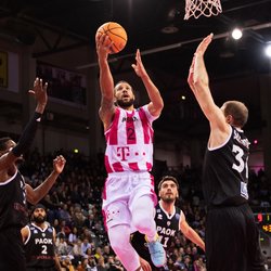 Trey McKinney-Jones / Telekom Baskets Bonn vs. PAOK Thessaloniki , Basketball Champions LeagueFoto: J