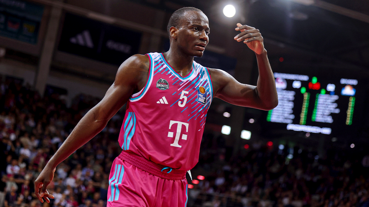 Tylan Boy Tylan Birts fällt mehrere Wochen aus - Telekom Baskets Bonn
