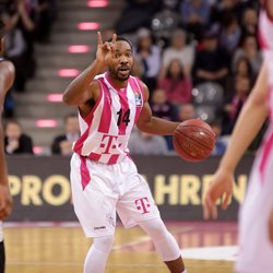 Josh Mayo / Telekom Baskets Bonn vs. Gie