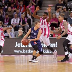 Telekom Baskets Bonn vs. Eisb