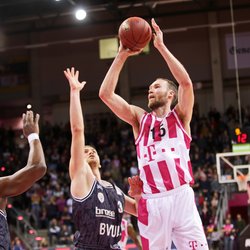 Alec Brown / Telekom Baskets Bonn vs. s.Oliver W