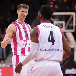 Tomislav Zubcic, Ron Curry / Telekom Baskets Bonn vs. Aris Saloniki , Basketball Champions LeagueFoto: J