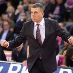 Trainer Predrag Krunic / Telekom Baskets Bonn vs. Eisb