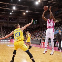 Yorman Polas Bartolo / Telekom Baskets Bonn vs. L