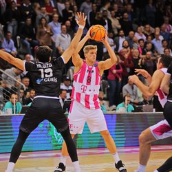 Benjamin Lischka / Telekom Baskets Bonn vs. Besiktas Istanbul , Basketball Champions LeagueFoto: J