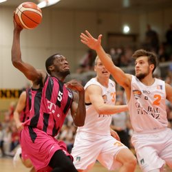 Jordan Parks / Telekom Baskets Bonn vs. Dragons Rh