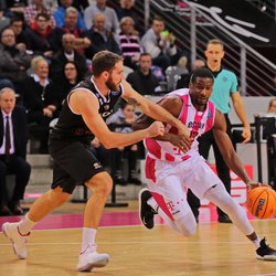 Yorman Polas Bartolo / Telekom Baskets Bonn vs. PAOK Thessaloniki , Basketball Champions League Foto: J