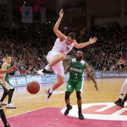 Anthony DiLeo / Telekom Baskets Bonn vs. Nanterre 92 , FIBA Europe CupFoto: J