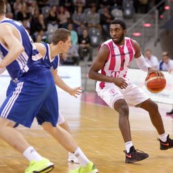 Ron Curry / Telekom Baskets Bonn vs. Kataja Basket , Qualifikation Basketball Champions LeagueFoto: J