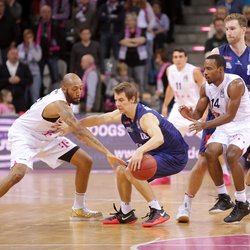 Kenneth Horton, Josh Mayo / Telekom Baskets Bonn vs. Lars Wendt / Eisb
