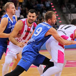 Anthony DiLeo, Bojan Subotic / Telekom Baskets Bonn vs. Neptunas Klaipeda , Basketball Champions LeagueFoto: J