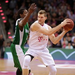 Florian Koch / Telekom Baskets Bonn vs. Nanterre 92 , FIBA Europe CupFoto: J